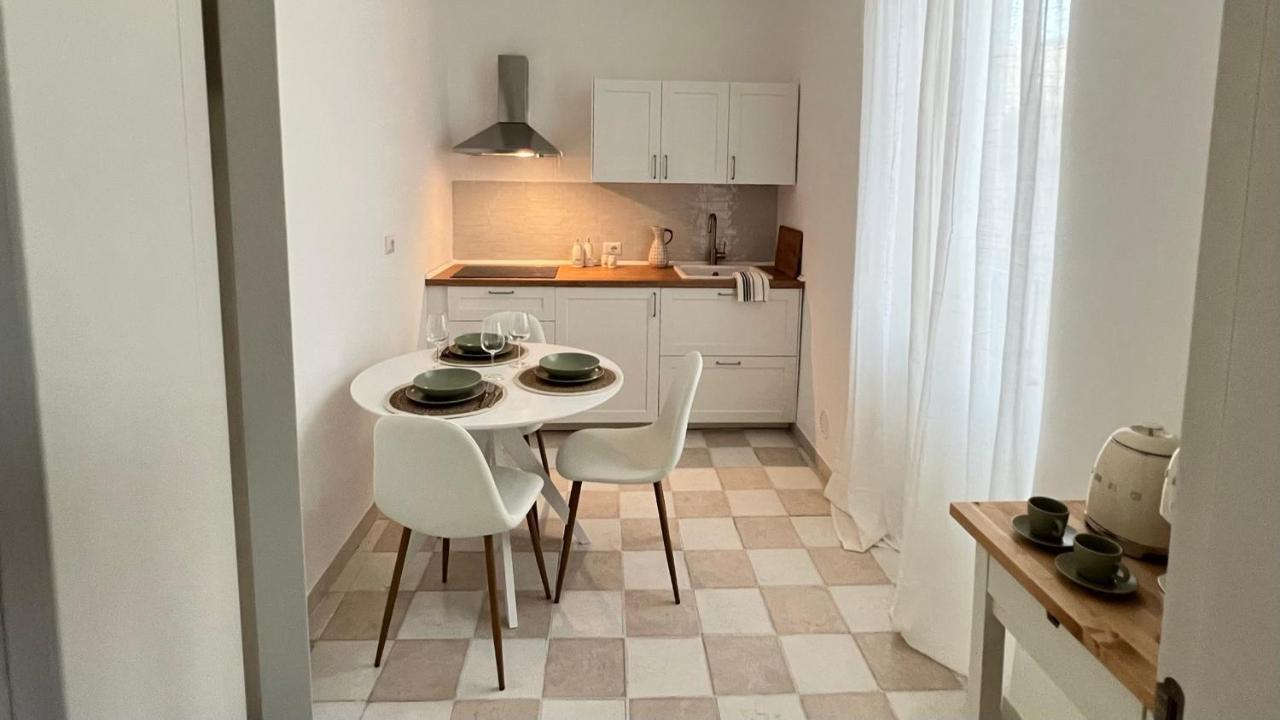 Com A Cas #2 - Feel At Home In The City Center Bari Exterior foto